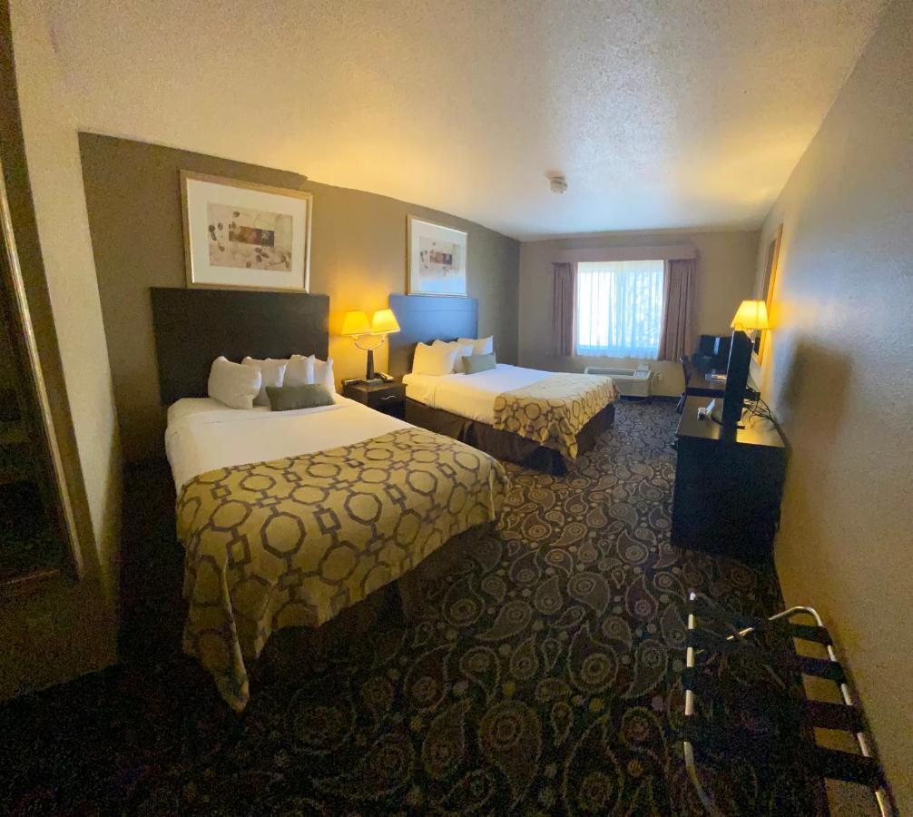 Отель Baymont By Wyndham Casper East Evansville Экстерьер фото