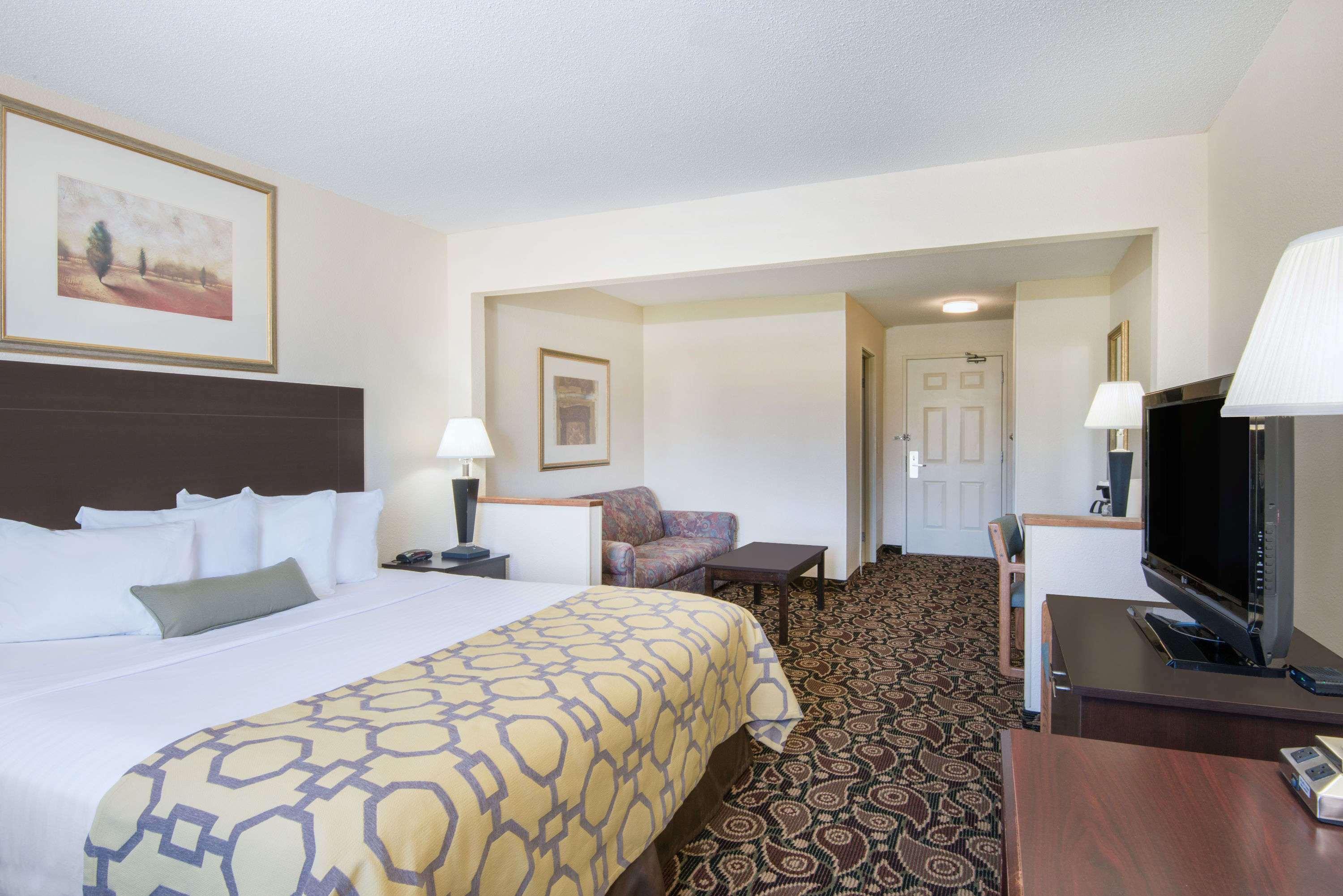 Отель Baymont By Wyndham Casper East Evansville Экстерьер фото